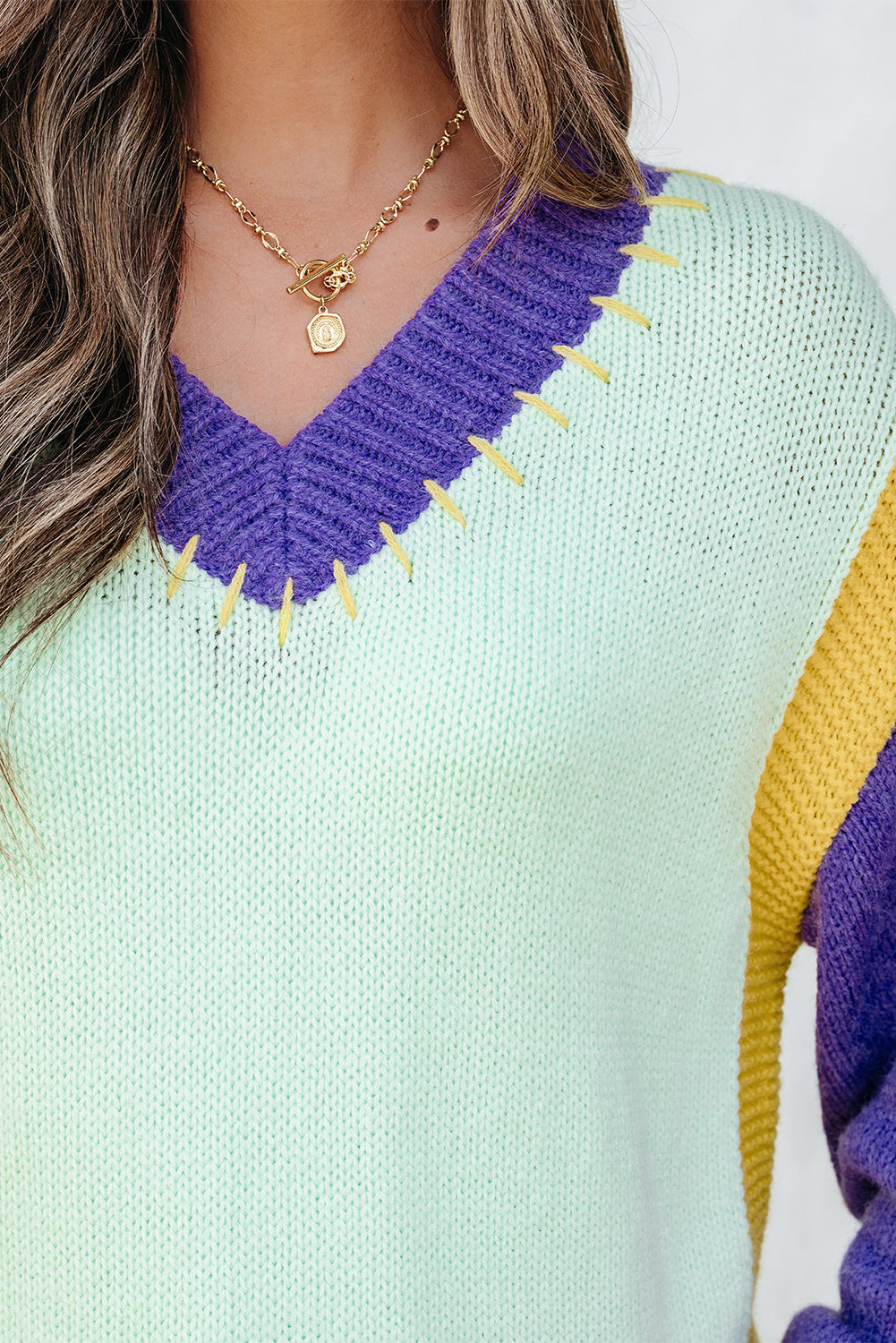 Premium Green Stitched V Neck Color Block Knitted Drop Shoulder Sweater