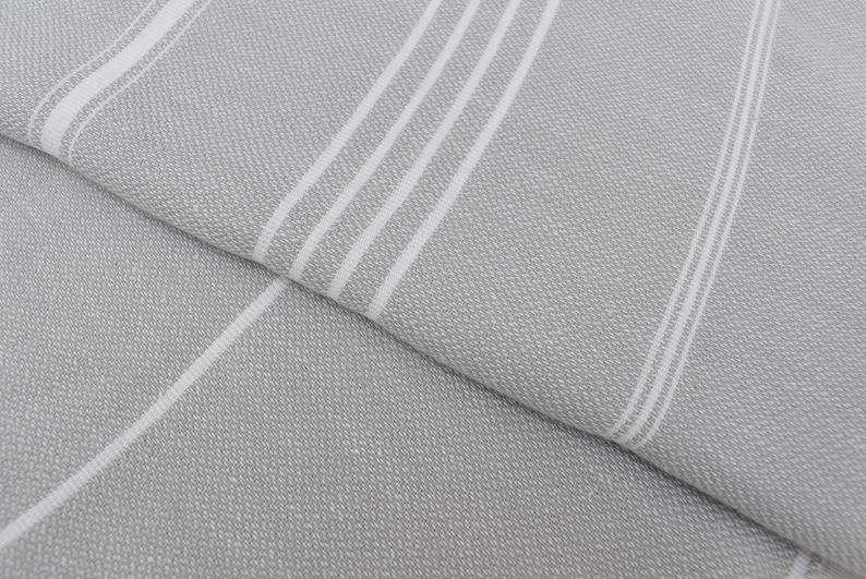 Basiclayersca Monaco Light Gray Turkish Towel 100% Natural Cotton 40 Inch by 70 Inch Versatile Use Beach Bath Scarf Picnic Blanket Quick Drying - Premium Quality General | Fast Shipping & Returns