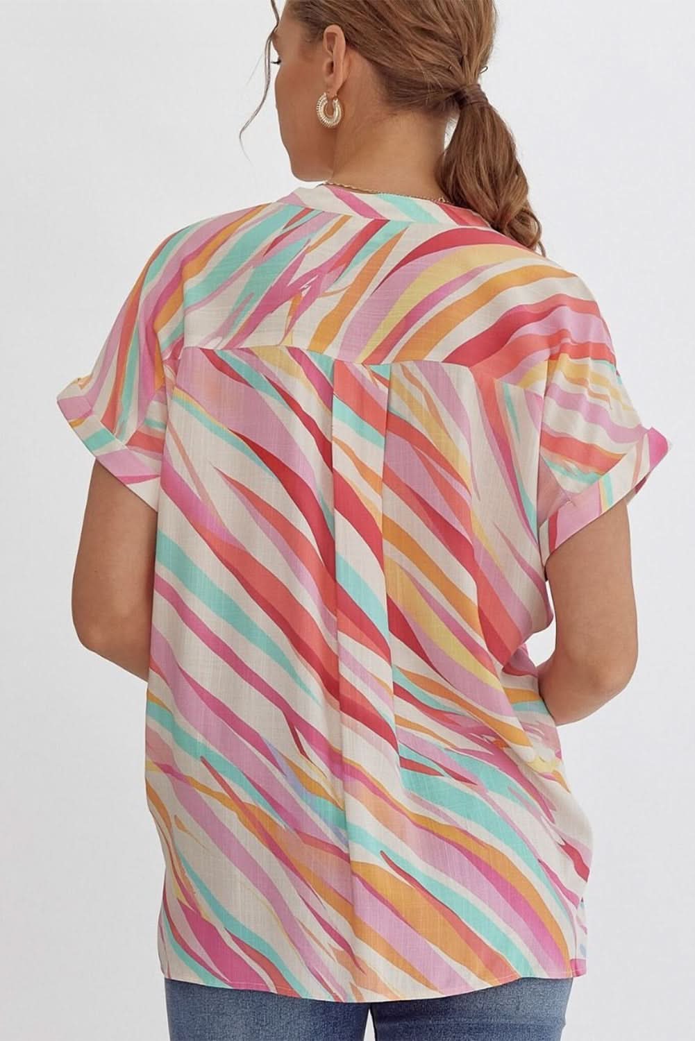 Chic plus-size abstract top, white