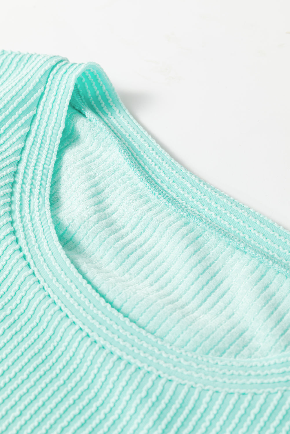 Light Blue Twisted Rib Contrast Pocket Knit Crew Neck Plus Size T Shirt