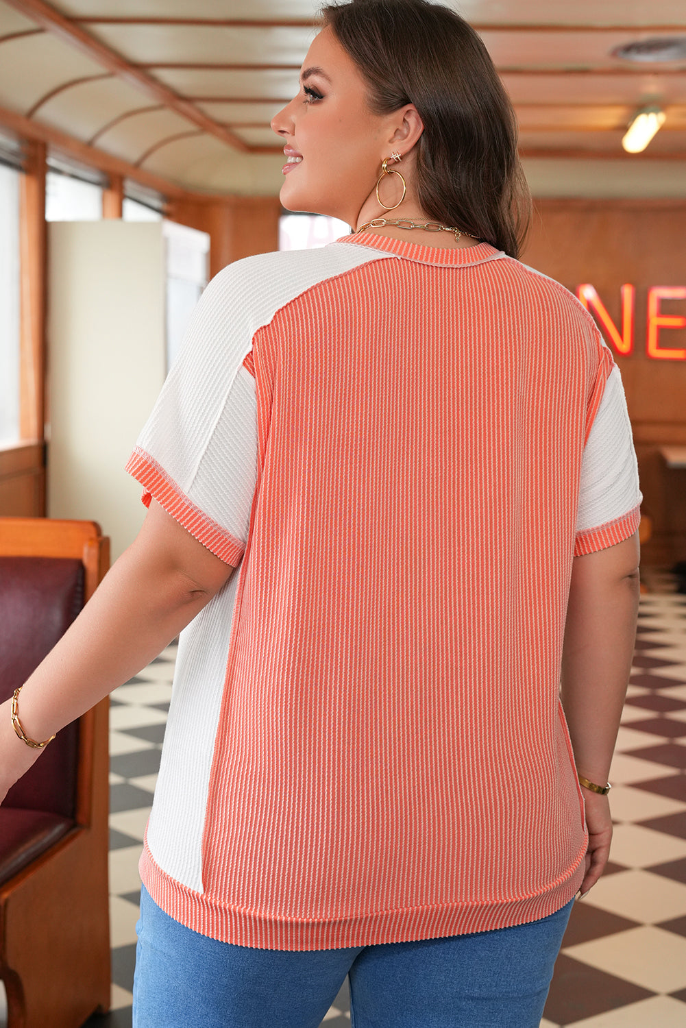 Carrot Twist Colorblock Hi Low Plus Size Short Sleeve Top