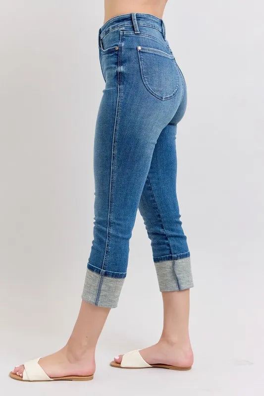 Judy Blue Plus Size Skinny Cuff Capris Jeans with Pockets