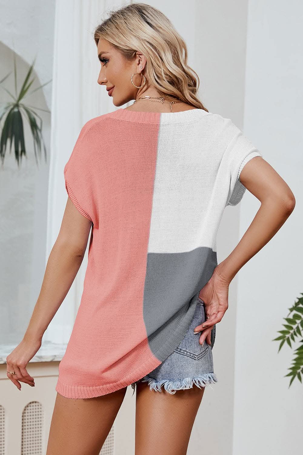 Vibrant v-neck color block tee