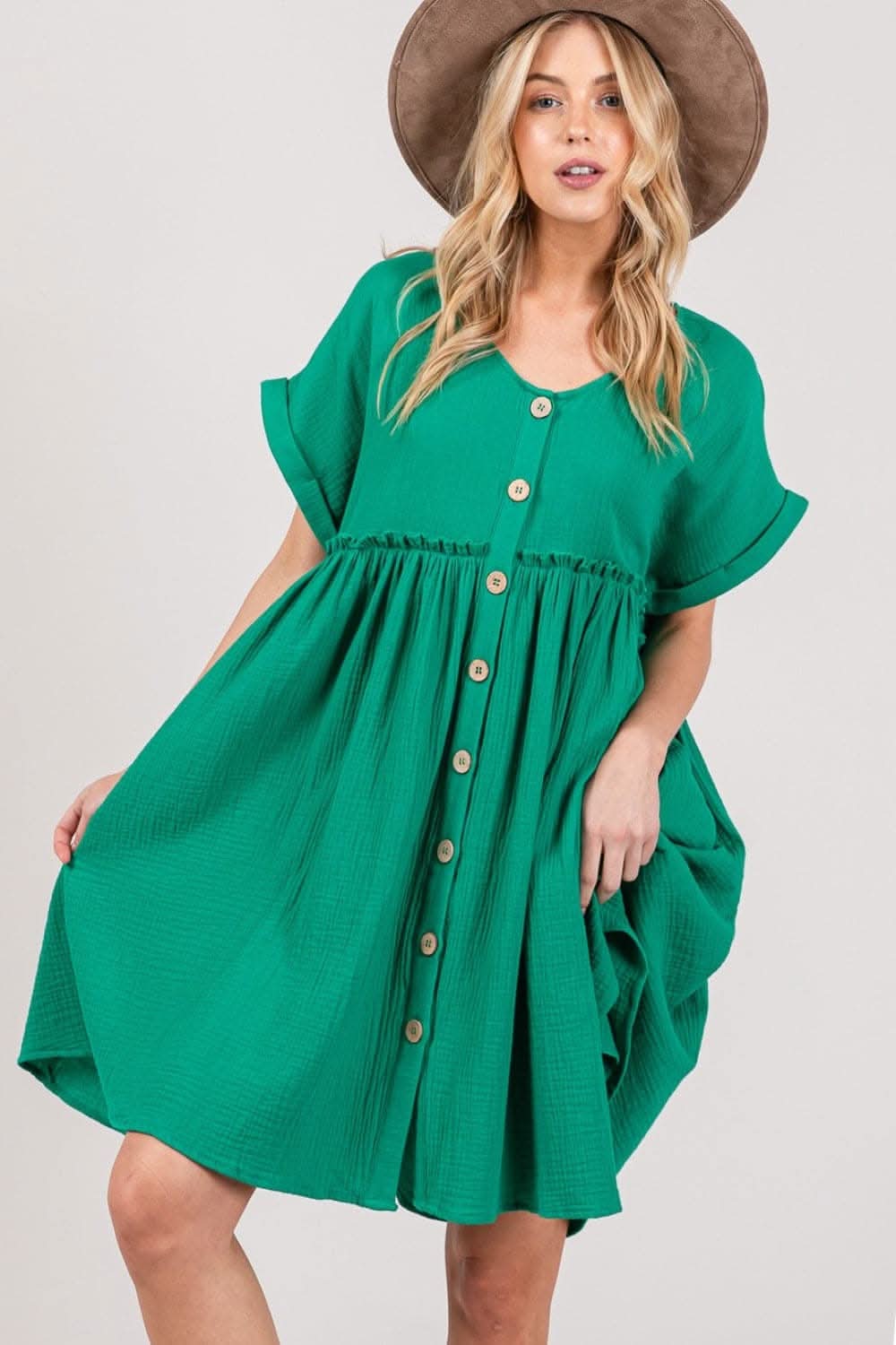 Sage + Fig Short Sleeve Dress for Effortless Elegance