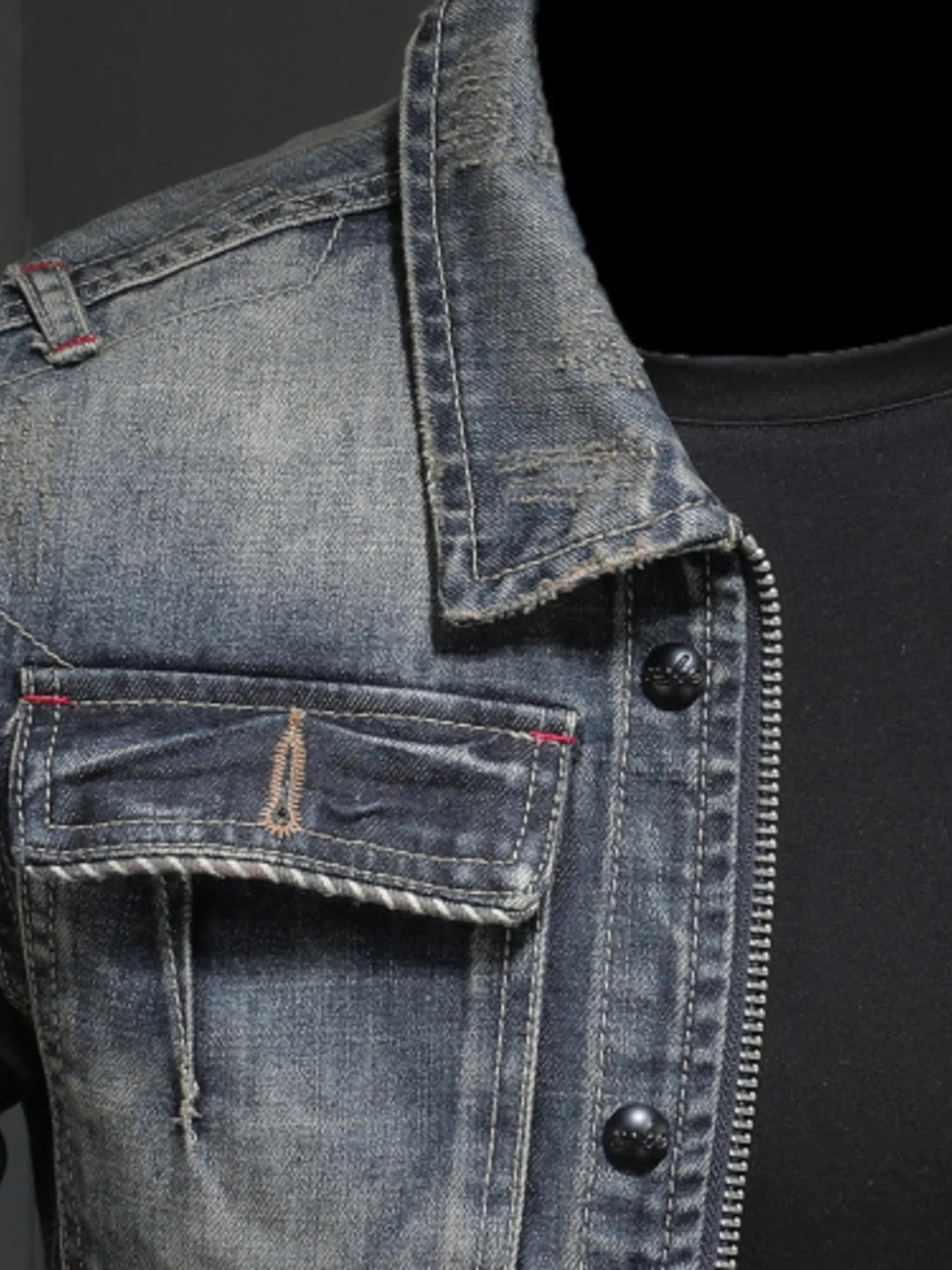 Men's Plus Size Washed Zip Up Denim Jacket with Chest Pockets