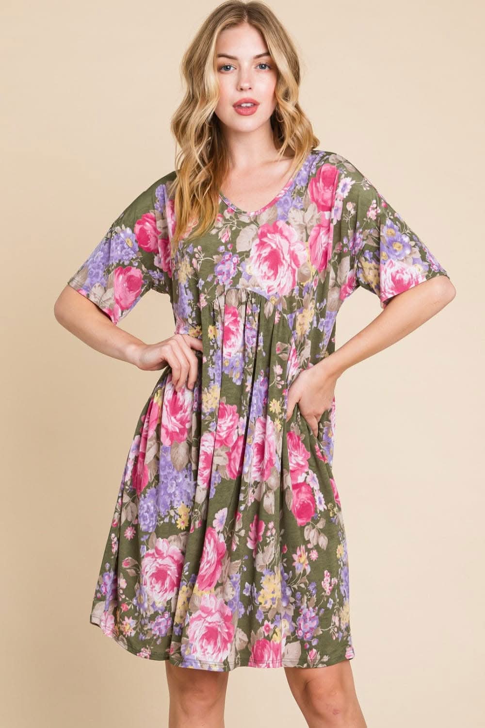 BOMBOM Flower Print V-Neck Ruched Dress for Effortless Elegance