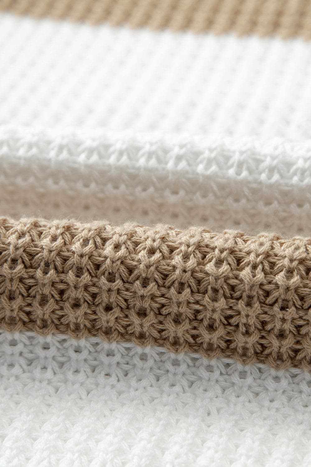 Chic color block knitted sweater