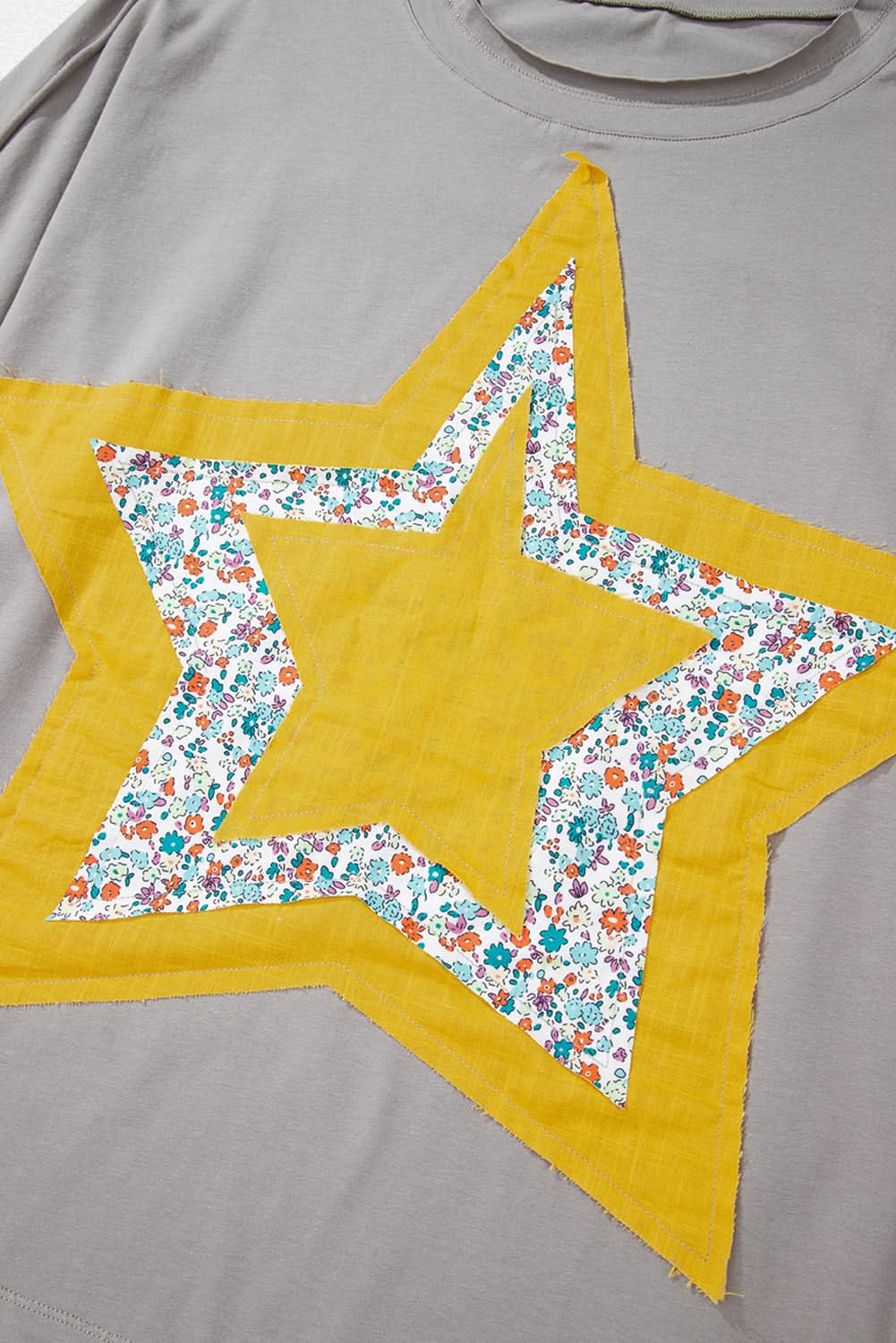 Chic grey floral star top - plus sizes