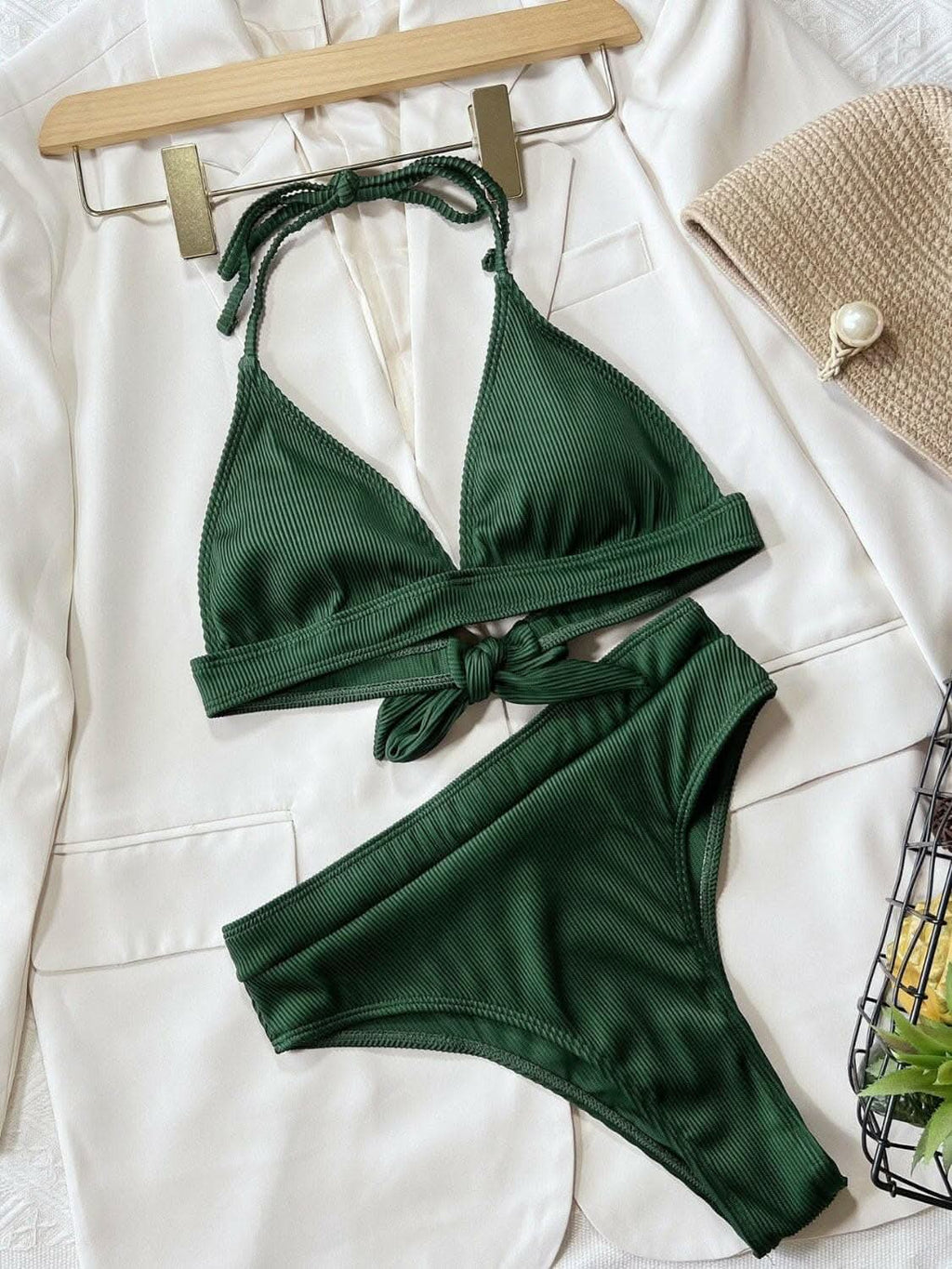 Chic halter neck bikini set