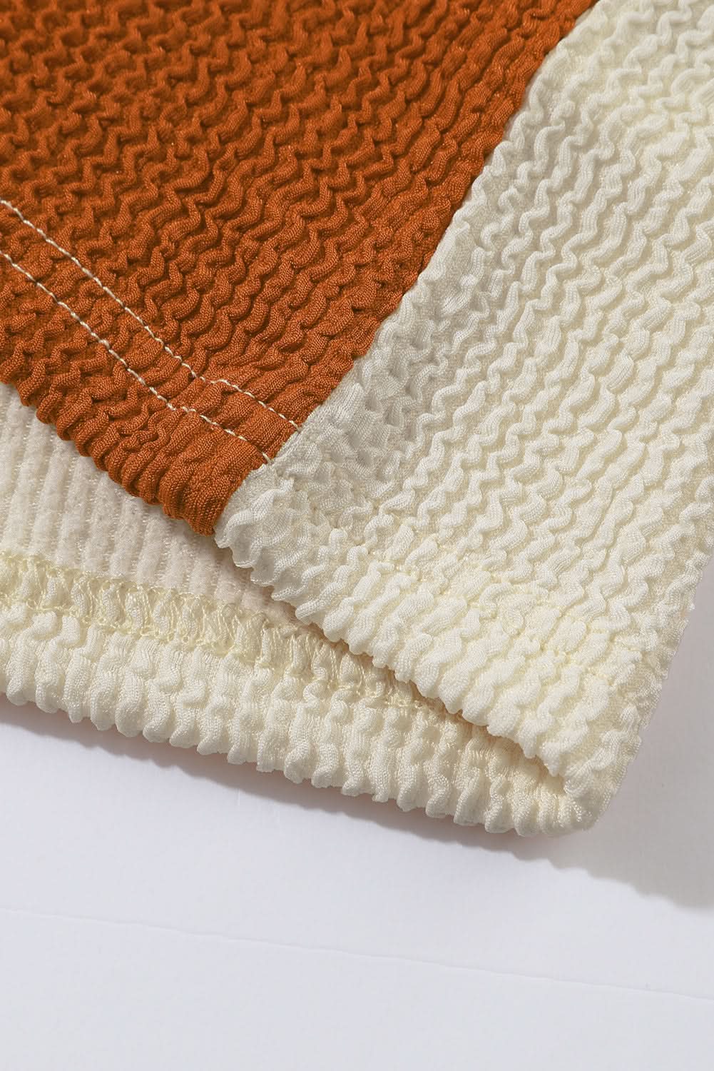 Chic khaki leopard block top