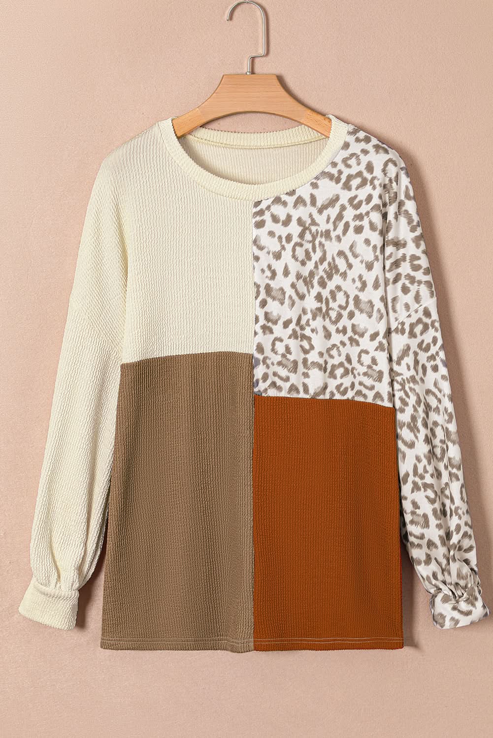 Chic khaki leopard block top