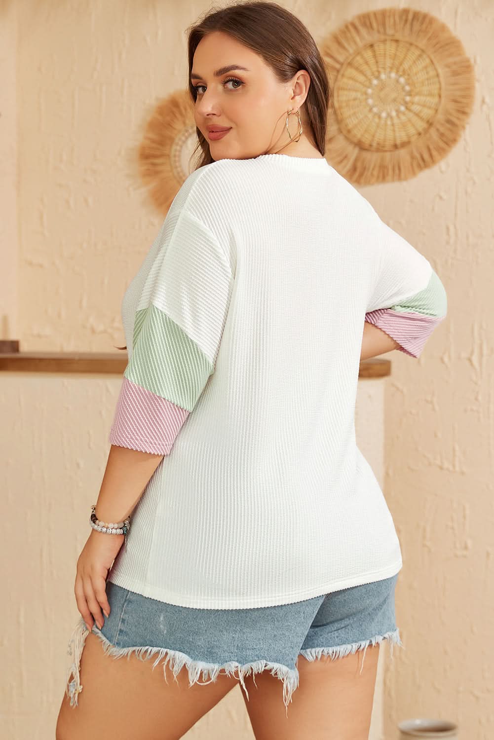 Chic plus-size colorblock t-shirt