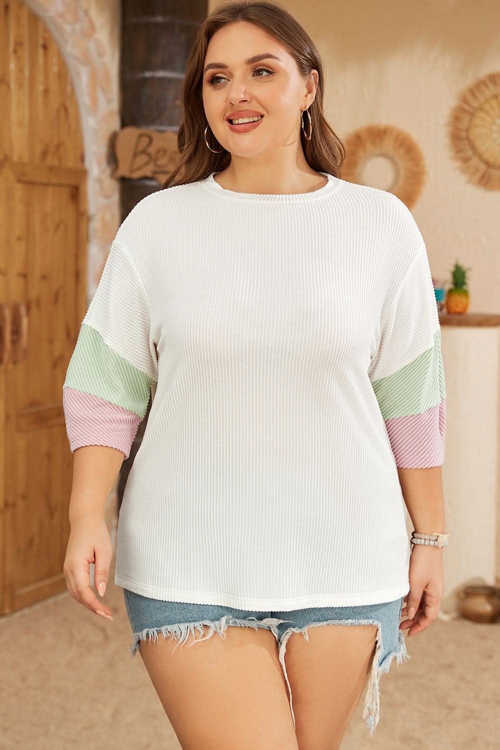Chic plus-size colorblock t-shirt