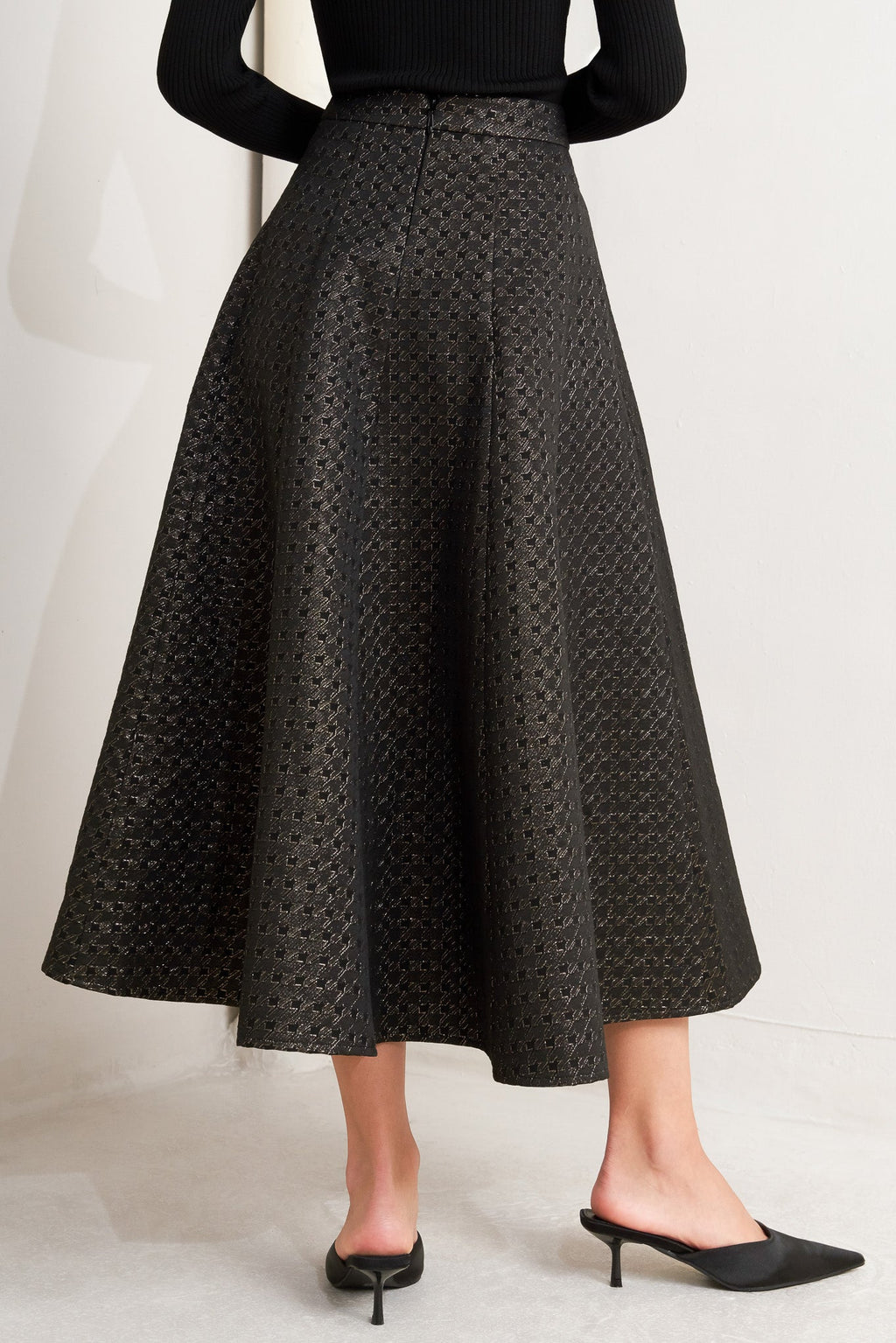EVENING SCULPT METALLIC WOVEN CIRCLE SKIRT
