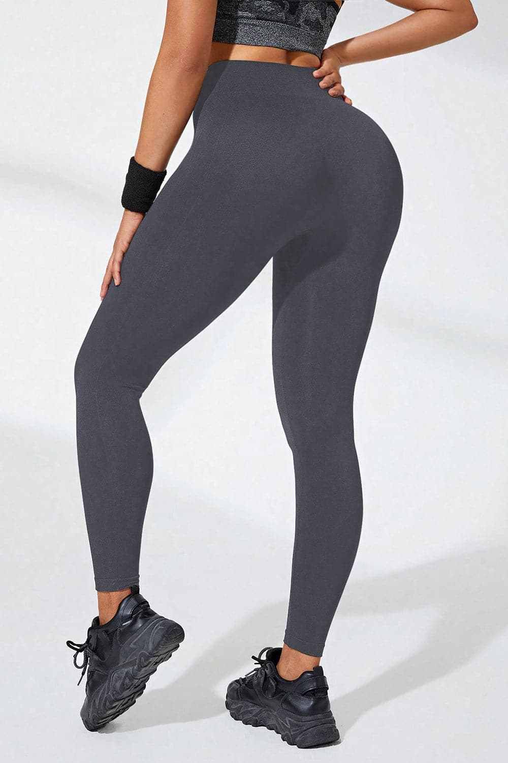 High-waisted active leggings - stretchable comfort