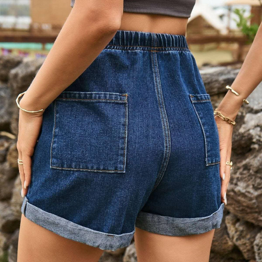 Premium High-waisted denim shorts with pockets