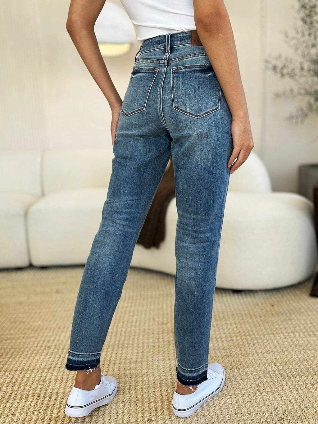 Premium Judy Blue magic release hem jeans