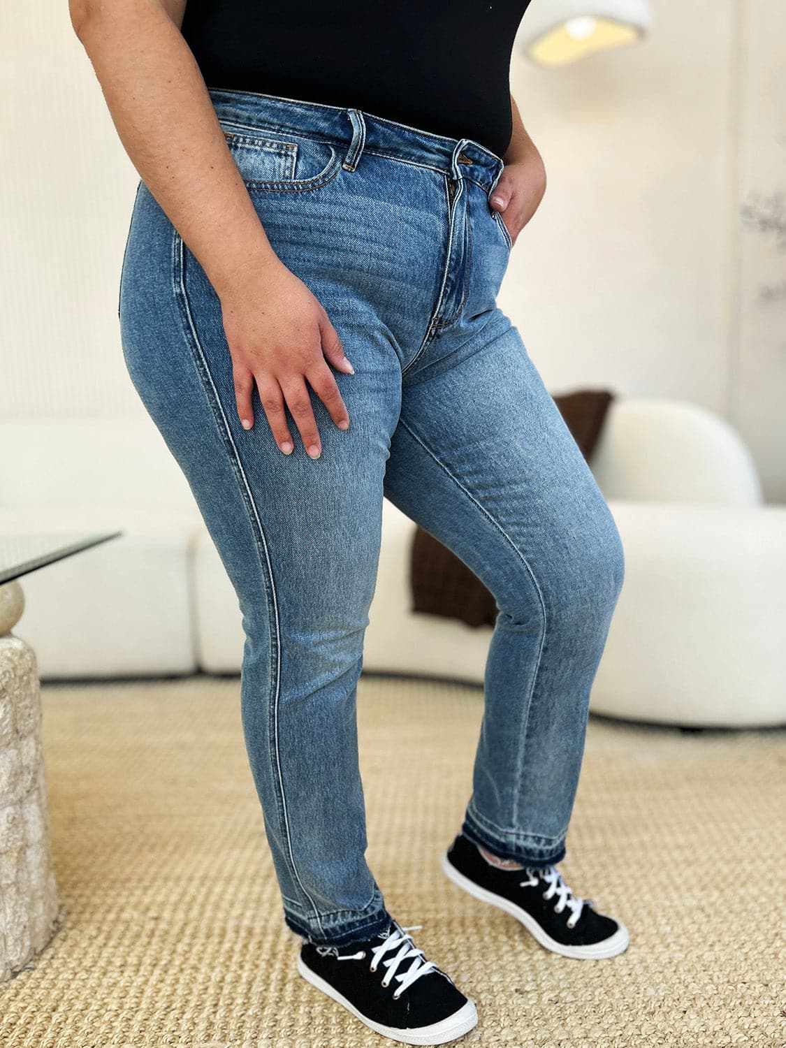 Premium Judy Blue magic release hem jeans