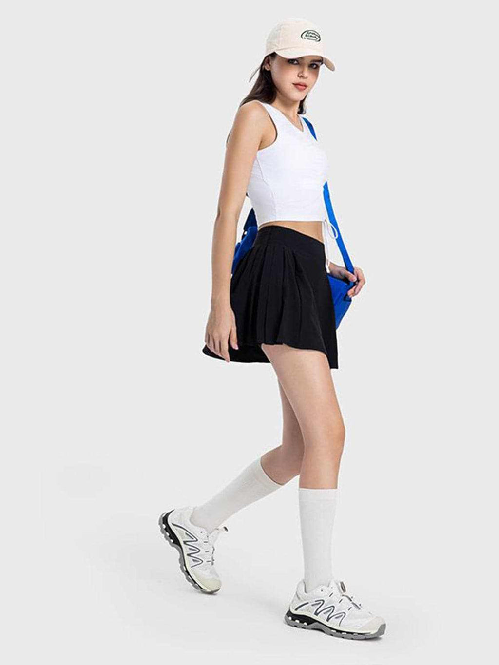 Mid-rise pleated active skirt