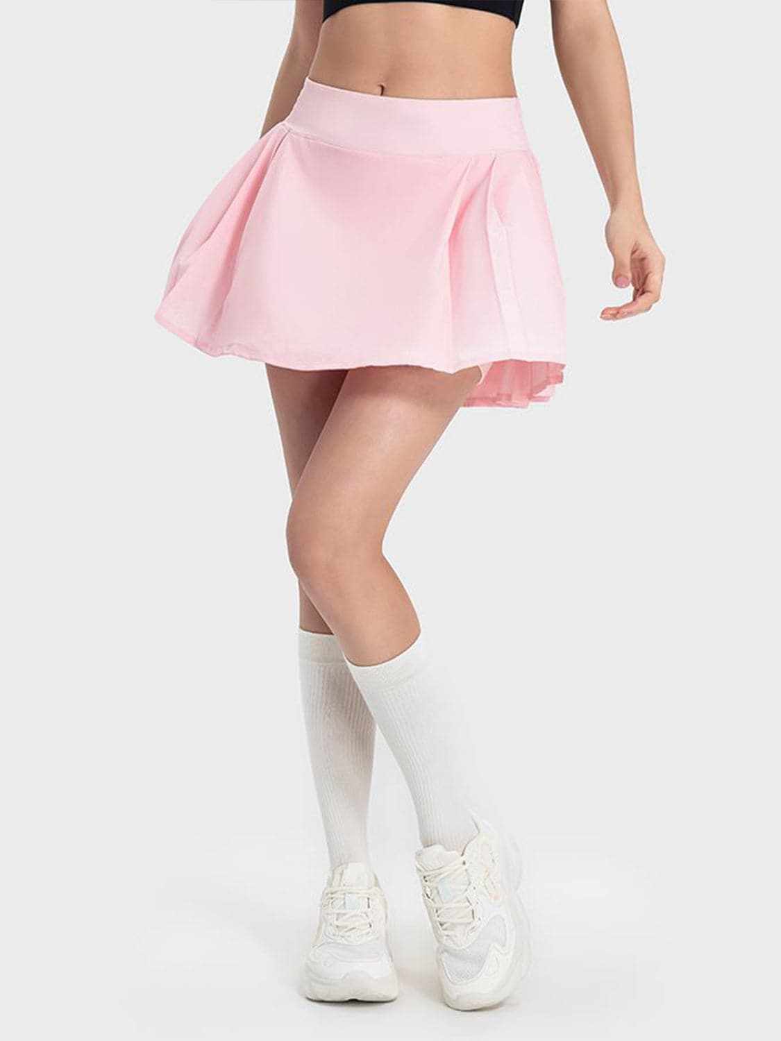 Mid-rise pleated active skirt