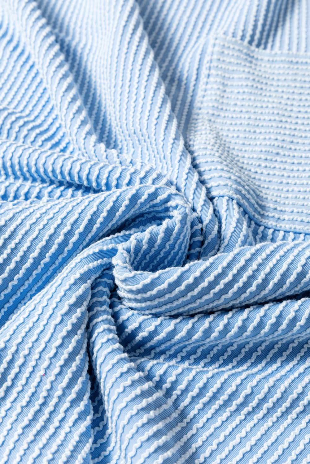 Myosotis plus size textured tee