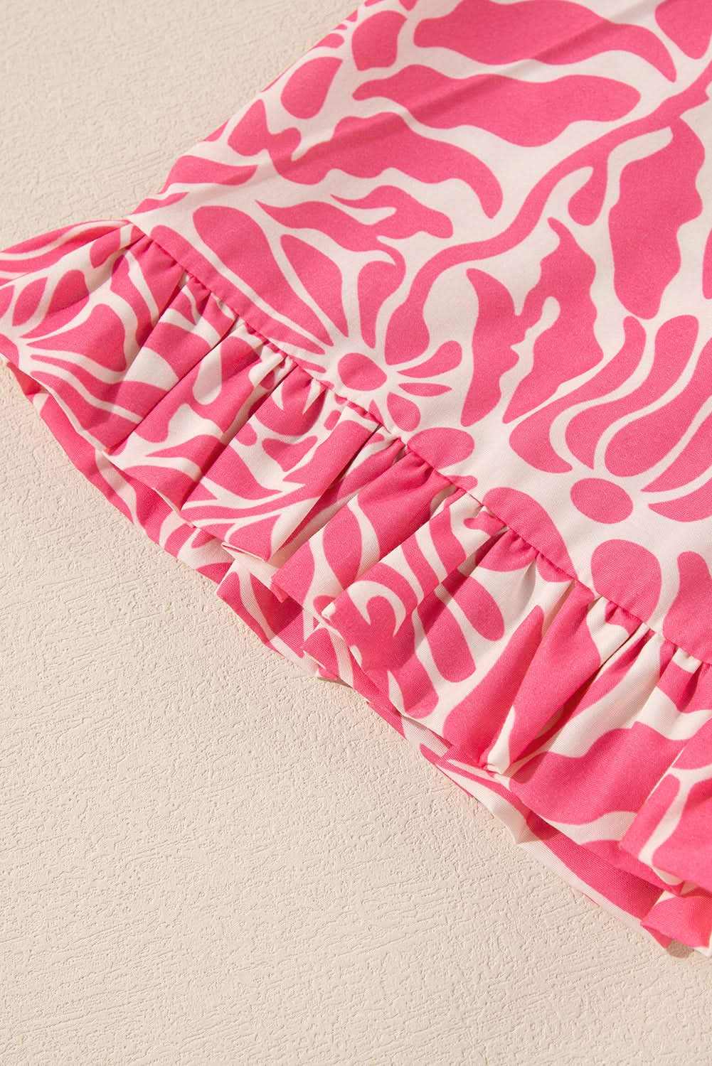 Pink Plus Size Floral Print Frilled Neck Puff Sleeve Top