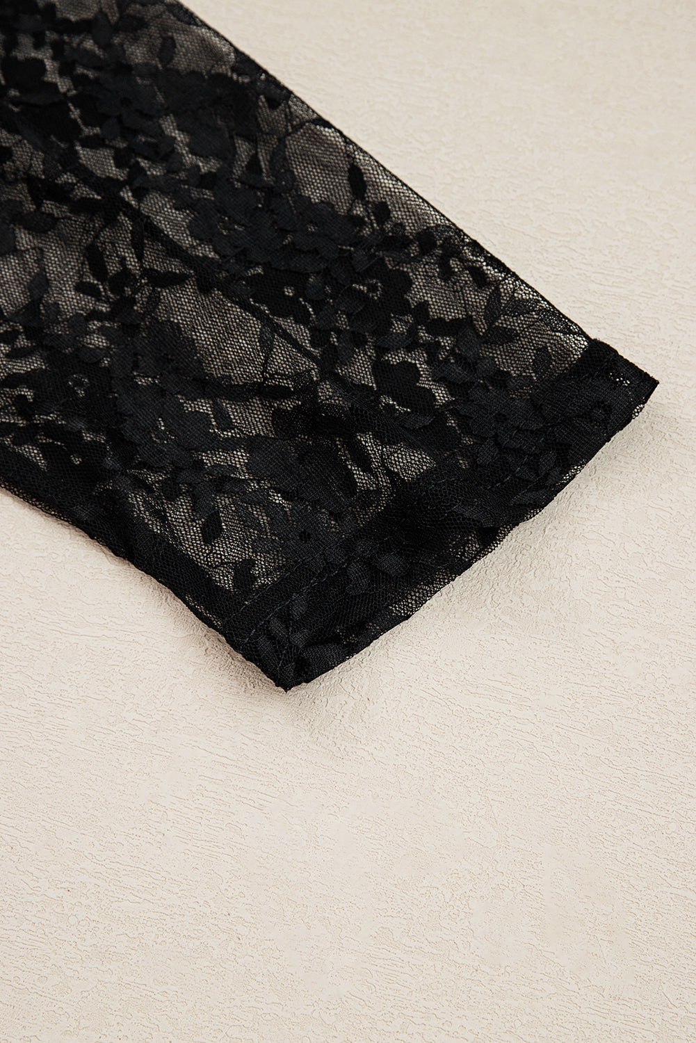 Black Plus Size Lace Patchwork Cutout Long Sleeve Top