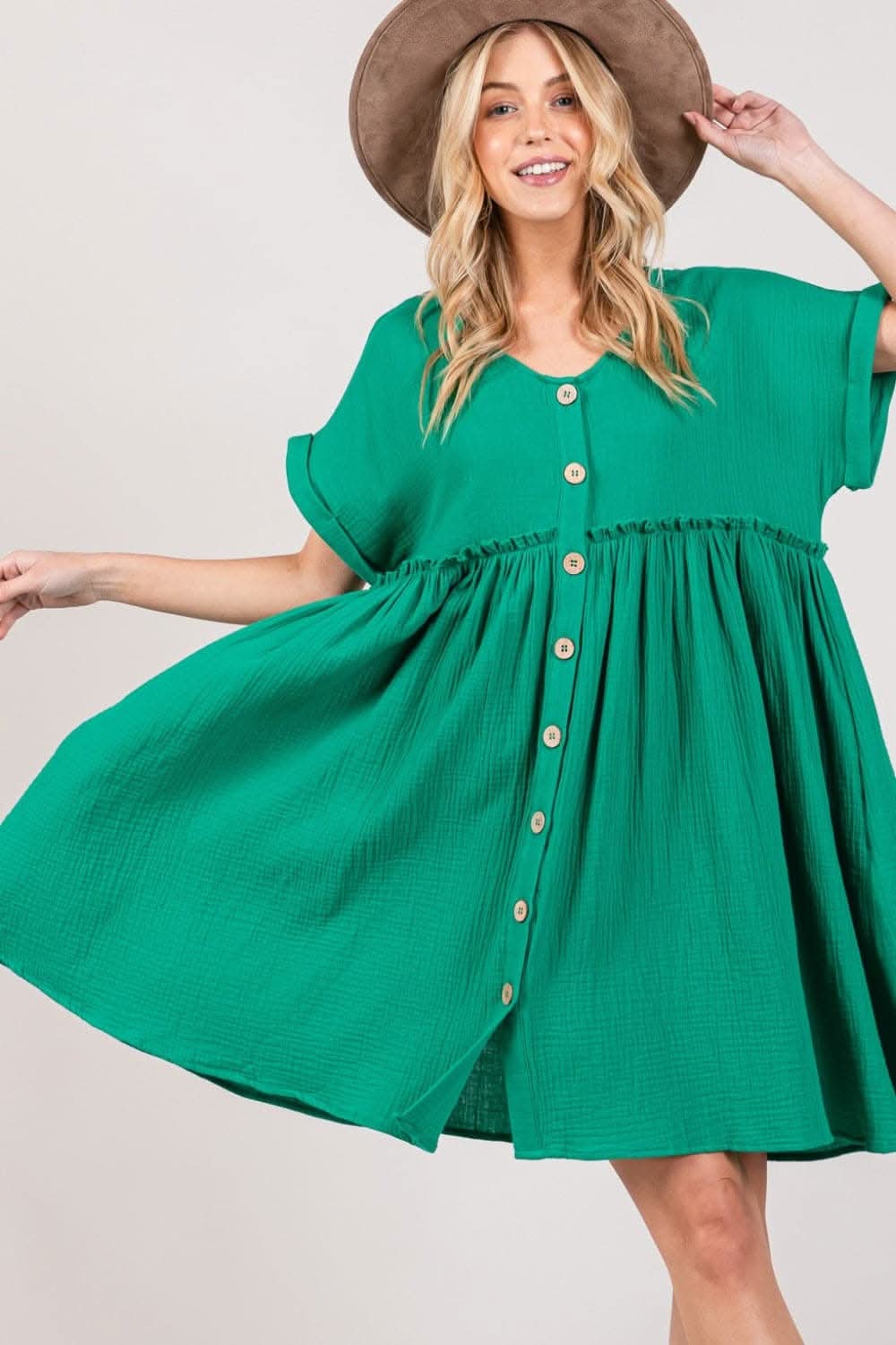 Sage + Fig Short Sleeve Dress for Effortless Elegance