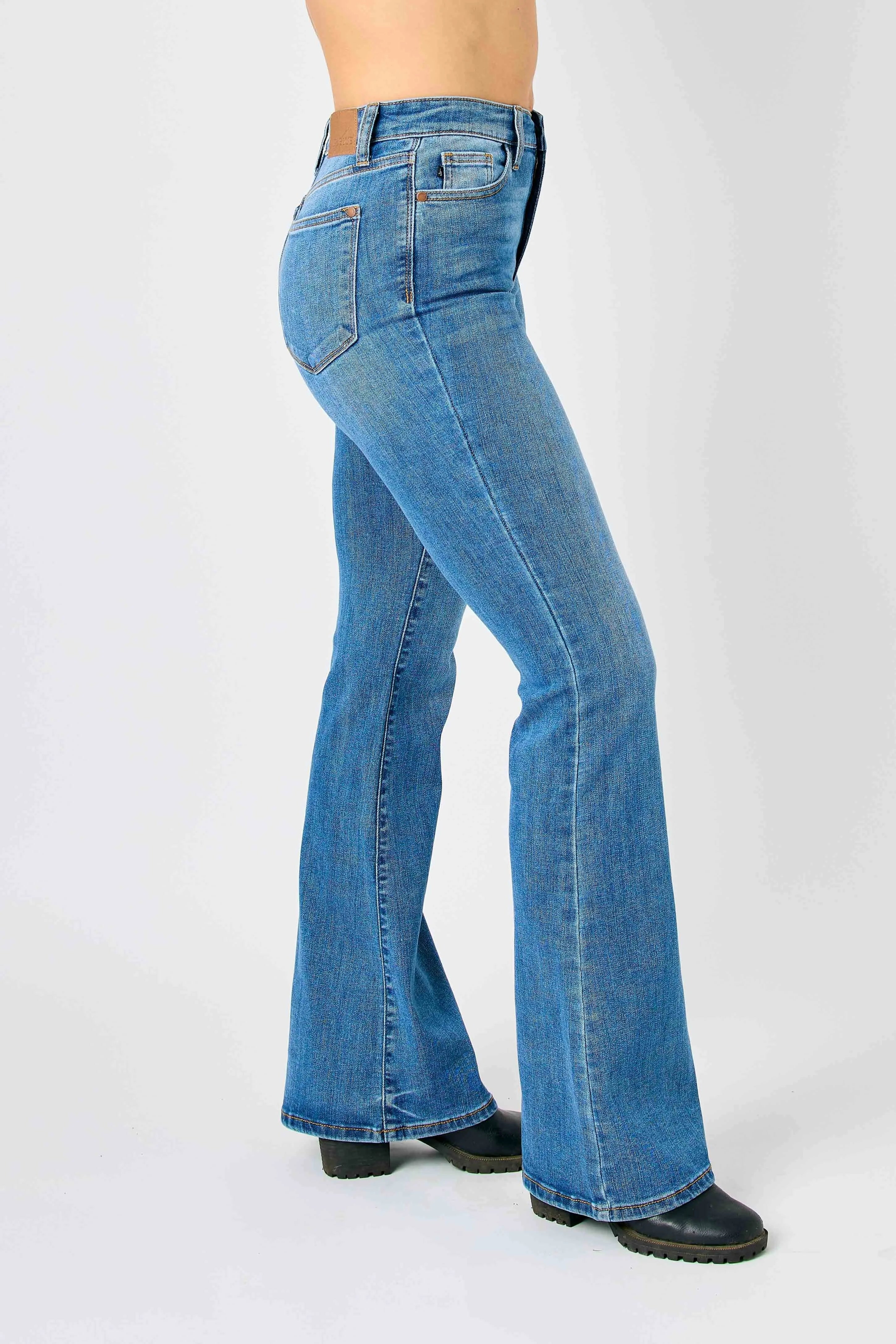 Judy Blue Plus Size High Waisted Classic Flare Jeans