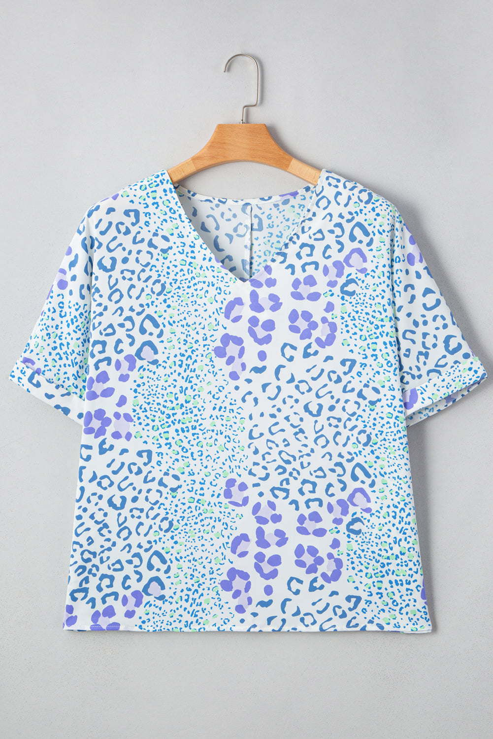 Sky Blue Leopard Print Short Sleeve V Neck Plus Size Top