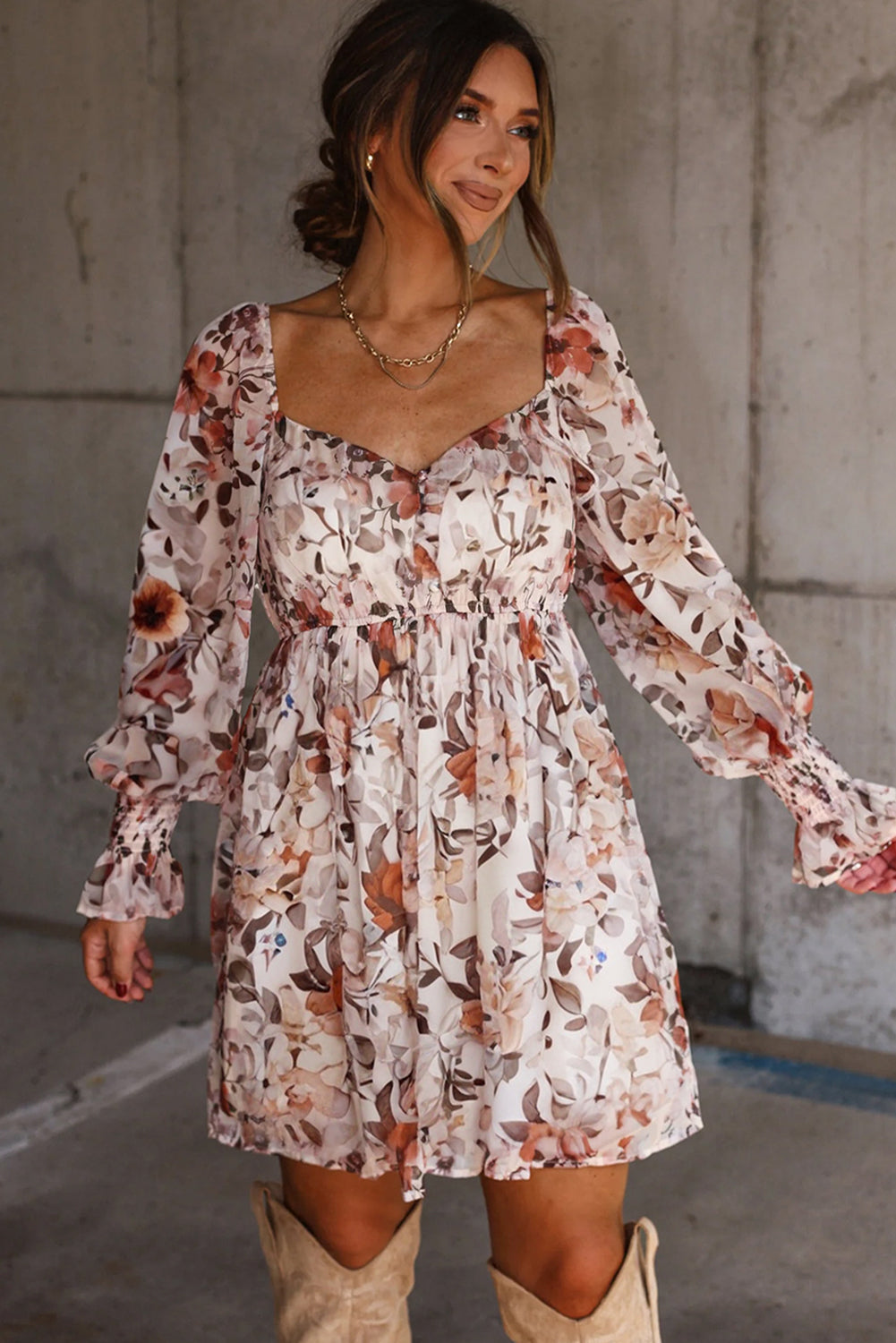 White Floral Print Sweetheart Neck Long Sleeve Mini Dress