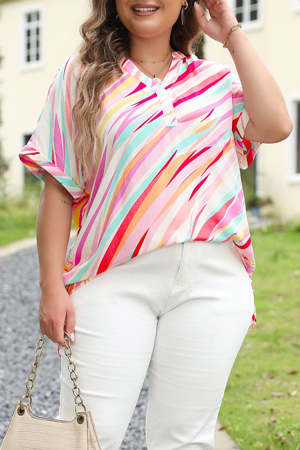 Chic plus-size abstract top, white