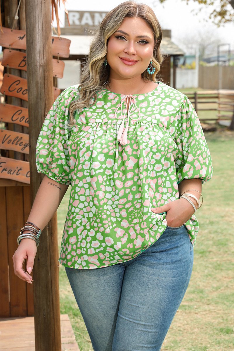 Green Plus Size Floral Tassel Tie Split Neck Puff Sleeve Blouse