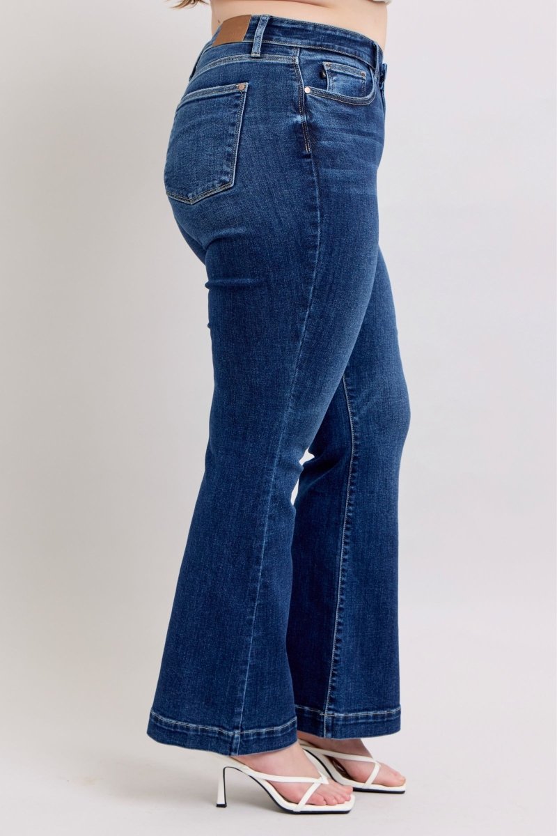Premium Judy Blue Full Size High Rise Flare Jeans with Pockets Plus Size