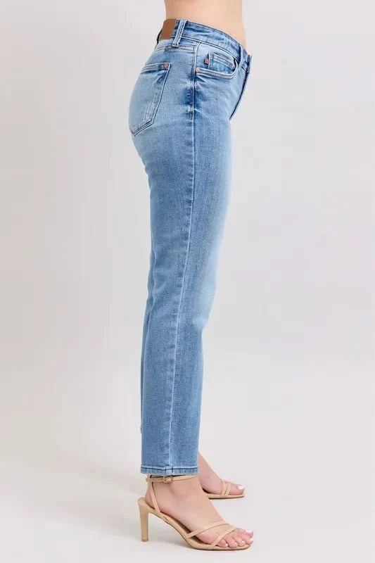 Judy Blue Full Size Mid Rise Vintage Wash Slim Jeans Plus Size