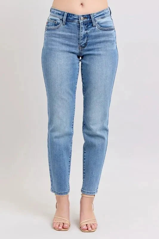 Judy Blue Full Size Mid Rise Vintage Wash Slim Jeans Plus Size