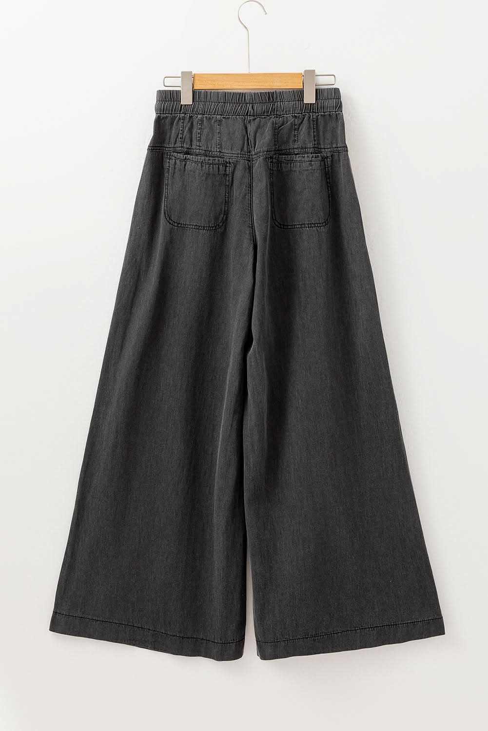 Trendy carbon grey wide leg jeans