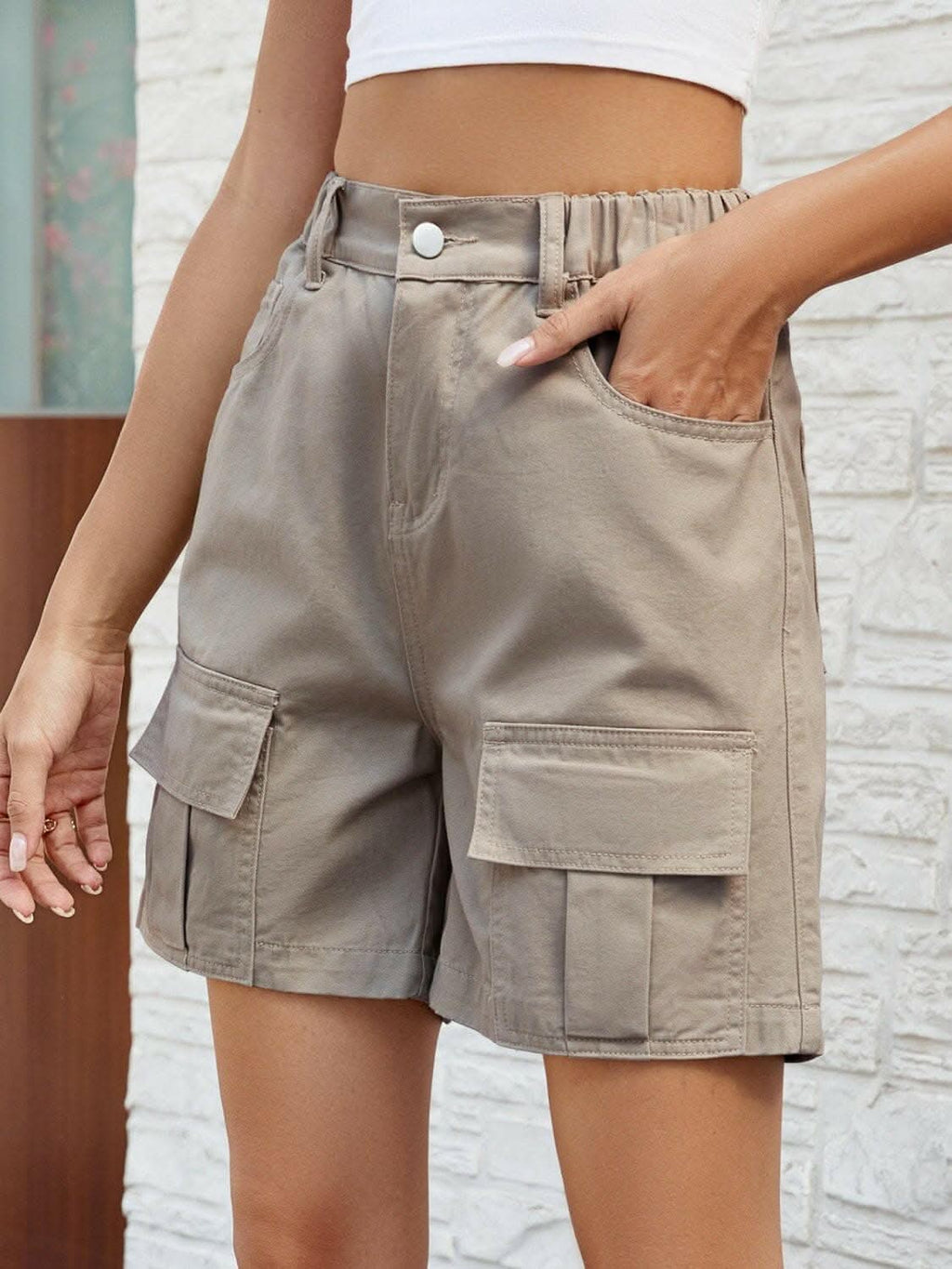 Premium Chic high-waisted denim shorts