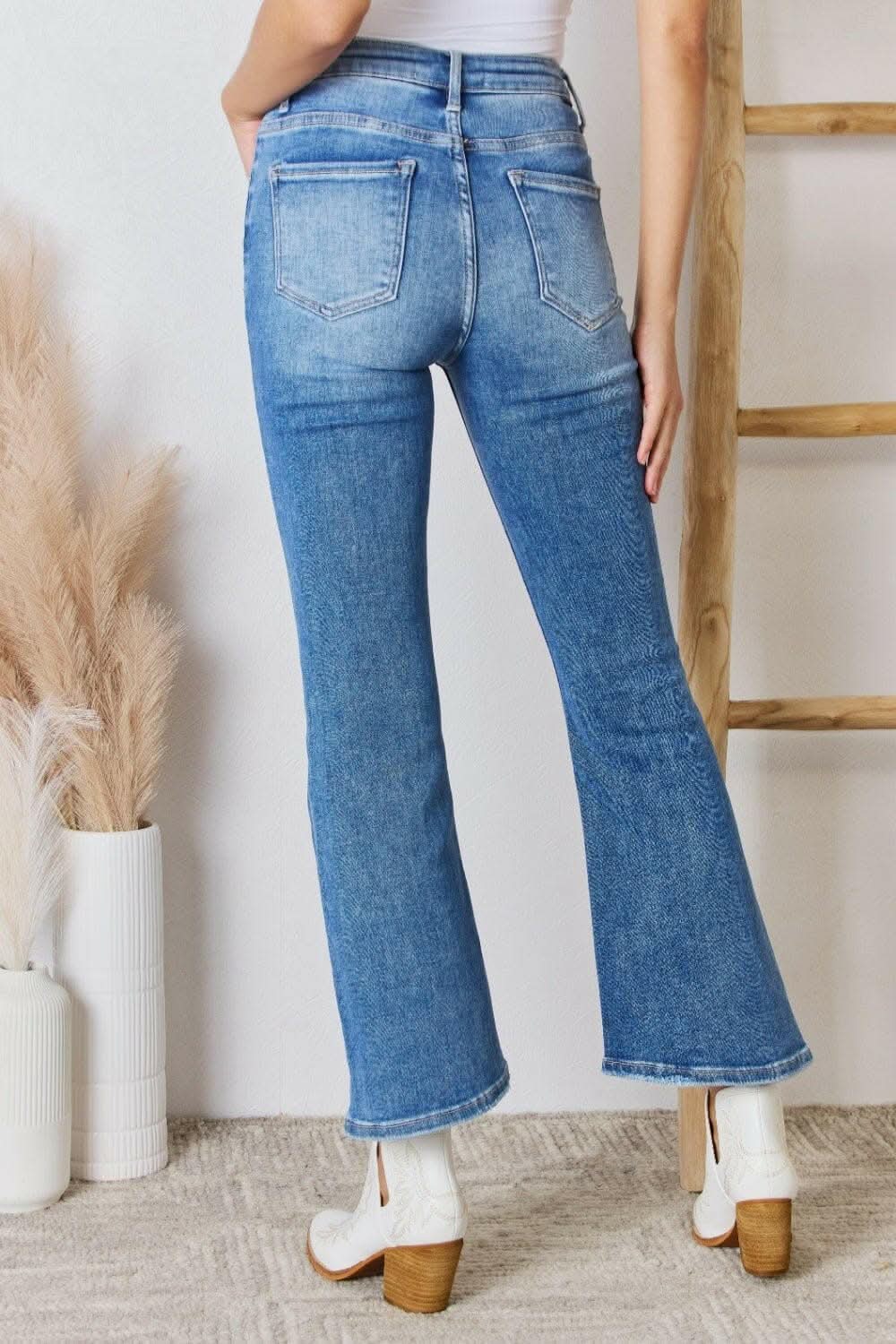Premium Elevate Full Figure High Waist Ankle Flare Jeans: Curve-Enhancing Chic Denim