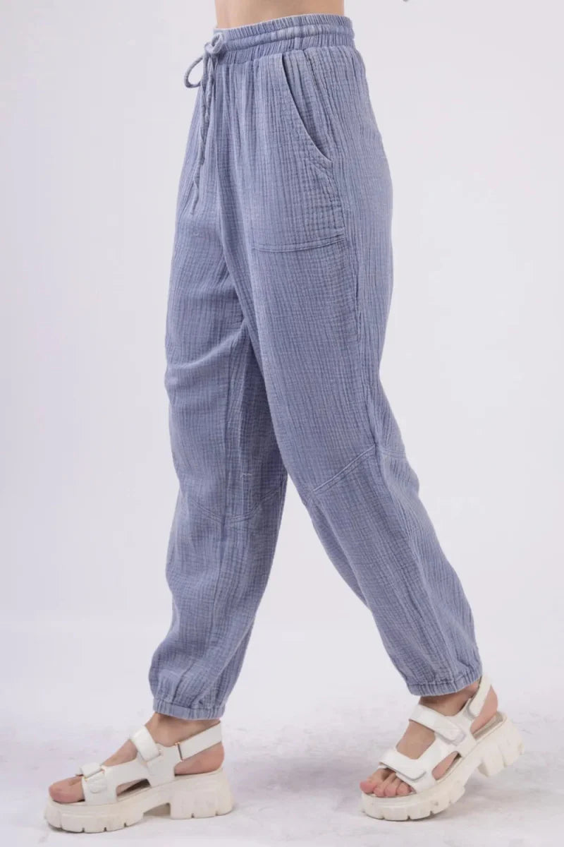 Very J Washed Woven Crinkle Gauze Cargo Pants for Women
