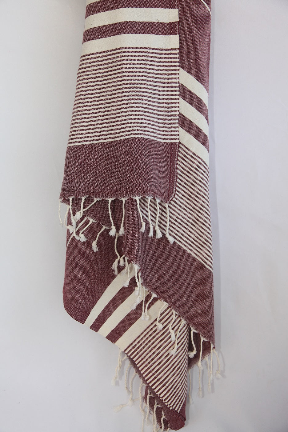 Basiclayersca Burgundy Monte Carlo Turkish Towel 40 Inch by